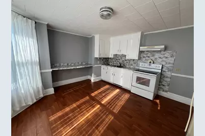 34 Chestnut Street #3, Wakefield, MA 01880 - Photo 5