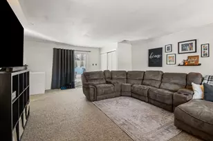 101 Regent Rd, Brockton, MA 02302 - Photo 9