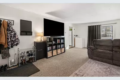 101 Regent Rd, Brockton, MA 02302 - Photo 7