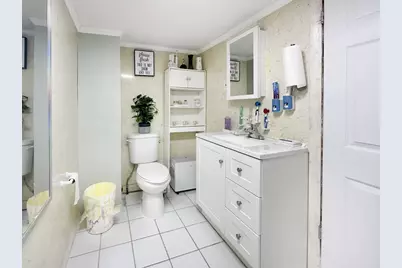 366 Alden St, Fall River, MA 02723 - Photo 13