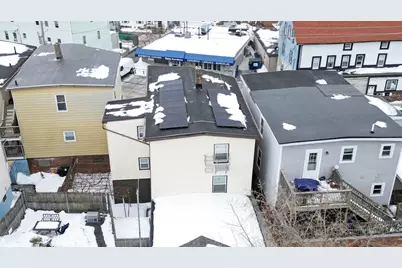 366 Alden St, Fall River, MA 02723 - Photo 3