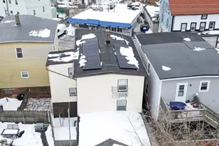 366 Alden St, Fall River, MA 02723 - Photo 3