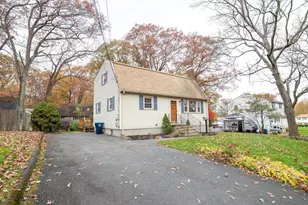 6 Boston Dr, Shrewsbury, MA 01545 - Photo 1