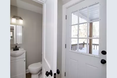 1088 Sumner Ave, Springfield, MA 01118 - Photo 25