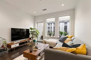 2 W Sixth St, Boston, MA 02127 - Photo 3