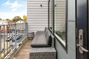 2 W Sixth St, Boston, MA 02127 - Photo 19