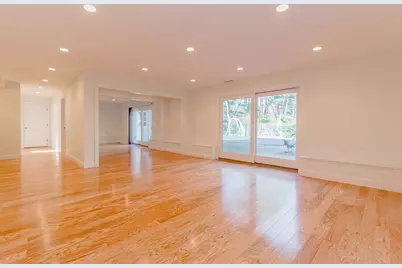 264 Country Way, Needham, MA 02492 - Photo 7