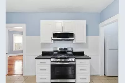 20 Leslie St. #3, Boston, MA 02122 - Photo 3