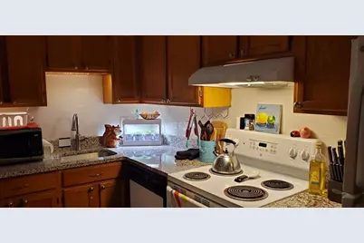 35 Prospect #110, Woburn, MA 01801 - Photo 11