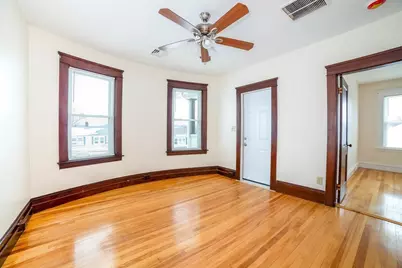 82 Tower St #3, Worcester, MA 01606 - Photo 5