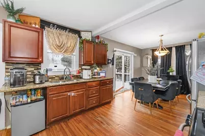 146 Manomet St, Brockton, MA 02301 - Photo 5