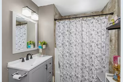 146 Manomet St, Brockton, MA 02301 - Photo 13