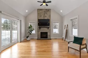 255 East St, Lexington, MA 02420 - Photo 3