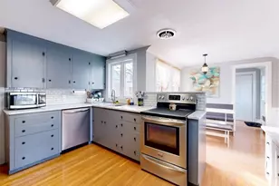 1 Bloomfield Ave, Middleborough, MA 02346 - Photo 27