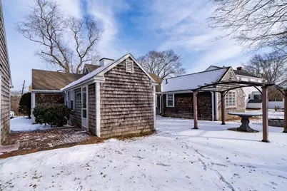 1 Bloomfield Ave, Middleborough, MA 02346 - Photo 5