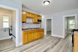 36 Montcalm, Springfield, MA 01151 - Photo 17