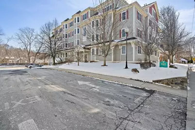 391 Pleasant St #201, Melrose, MA 02176 - Photo 25