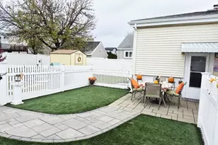 92 Pemberton St, Revere, MA 02151 - Photo 3