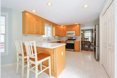 18 Bubbling Brook Rd, Franklin, MA 02038 - Photo 11