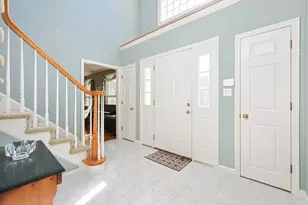 18 Bubbling Brook Rd, Franklin, MA 02038 - Photo 5
