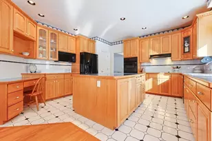 9 Reagan Ave, Franklin, MA 02038 - Photo 15