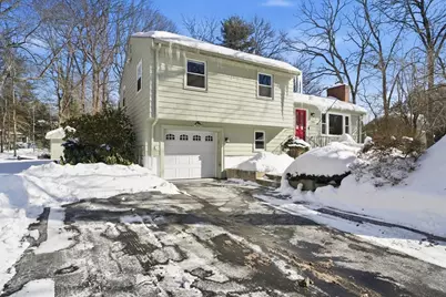 19 Lantern Ln, Chelmsford, MA 01824 - Photo 1