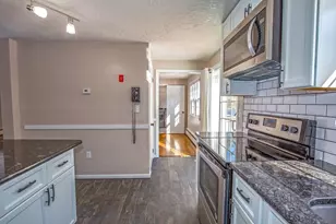 6 Brooklawn Rd, Wilbraham, MA 01095 - Photo 13