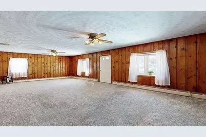 300 Millbury Ave, Millbury, MA 01527 - Photo 25