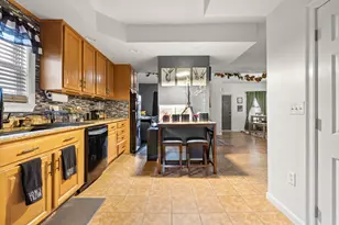 928 Middle St, Fall River, MA 02721 - Photo 5