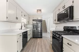 12 Perkins Ct, Haverhill, MA 01832 - Photo 5