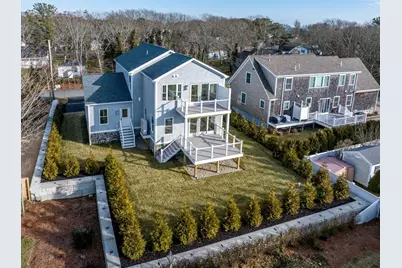 29 Parkers Neck Rd, Yarmouth, MA 02664 - Photo 5