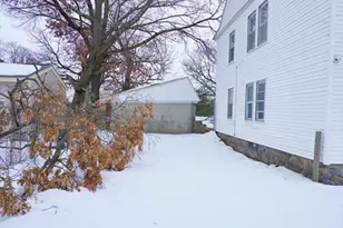 183 Farnham St, Lawrence, MA 01843 - Photo 37