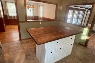 387 Southwick St, Agawam, MA 01030 - Photo 15