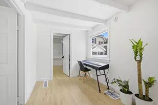 2 Chestnut Terrace, Lynn, MA 01902 - Photo 17