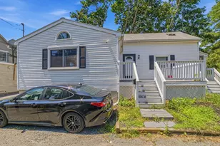 2 Chestnut Terrace, Lynn, MA 01902 - Photo 3