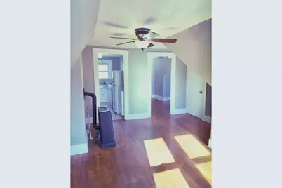 7 Oaklawn St #3, New Bedford, MA 02744 - Photo 5