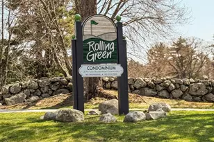 15 Shoal Creek Rd, Hudson, NH 03051 - Photo 1