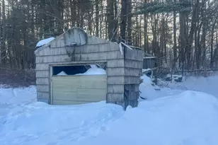 71 Charlton St, Oxford, MA 01540 - Photo 9