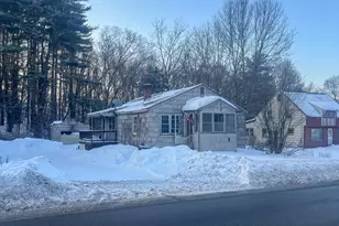 71 Charlton St, Oxford, MA 01540 - Photo 1