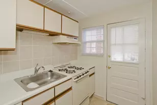 439 Cold Spring, West Springfield, MA 01089 - Photo 15