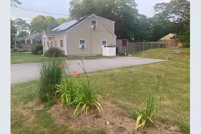 16 Elton, Yarmouth, MA 02673 - Photo 3