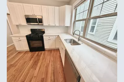 184 Boston St #2, Boston, MA 02125 - Photo 3