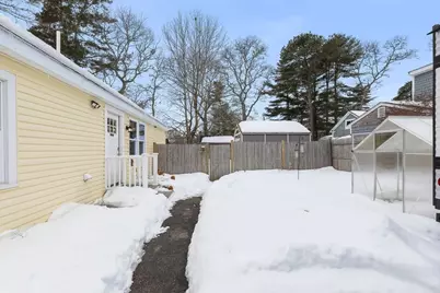 60 Martin, Wareham, MA 02532 - Photo 5