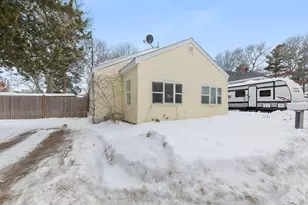 60 Martin, Wareham, MA 02532 - Photo 3