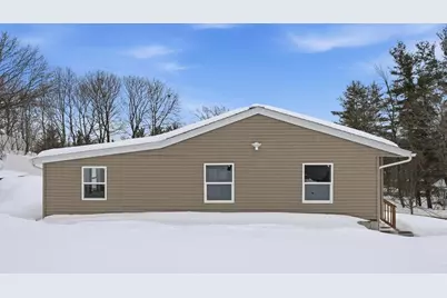 8 Sussex Ln, Worcester, MA 01602 - Photo 37