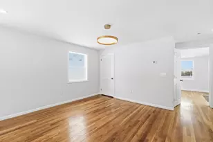 8 Sussex Ln, Worcester, MA 01602 - Photo 13