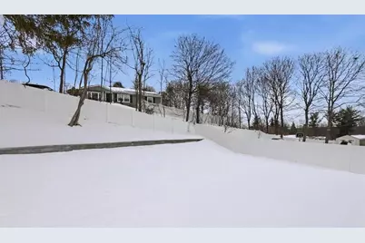 8 Sussex Ln, Worcester, MA 01602 - Photo 39