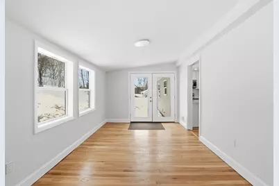 8 Sussex Ln, Worcester, MA 01602 - Photo 25