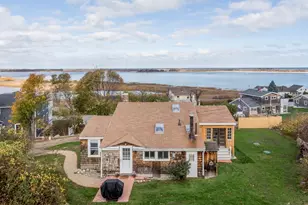 43 Bayview Rd, Ipswich, MA 01938 - Photo 1