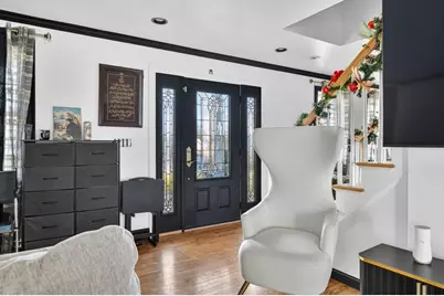 7 Bradley Ave, Somerset, MA 02725 - Photo 7